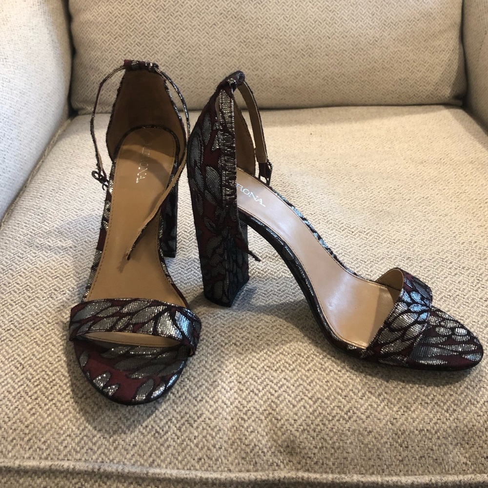 Formal Block heel sandals purple and silver